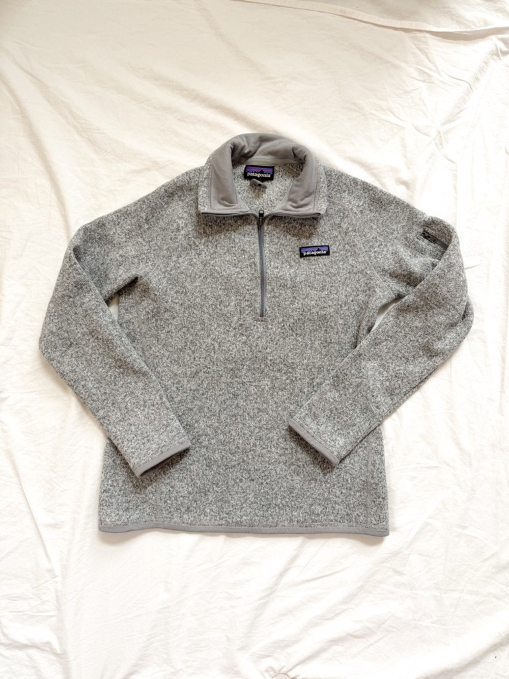Patagonia Men’s Light Gray Half-Zip Fleece Pullover